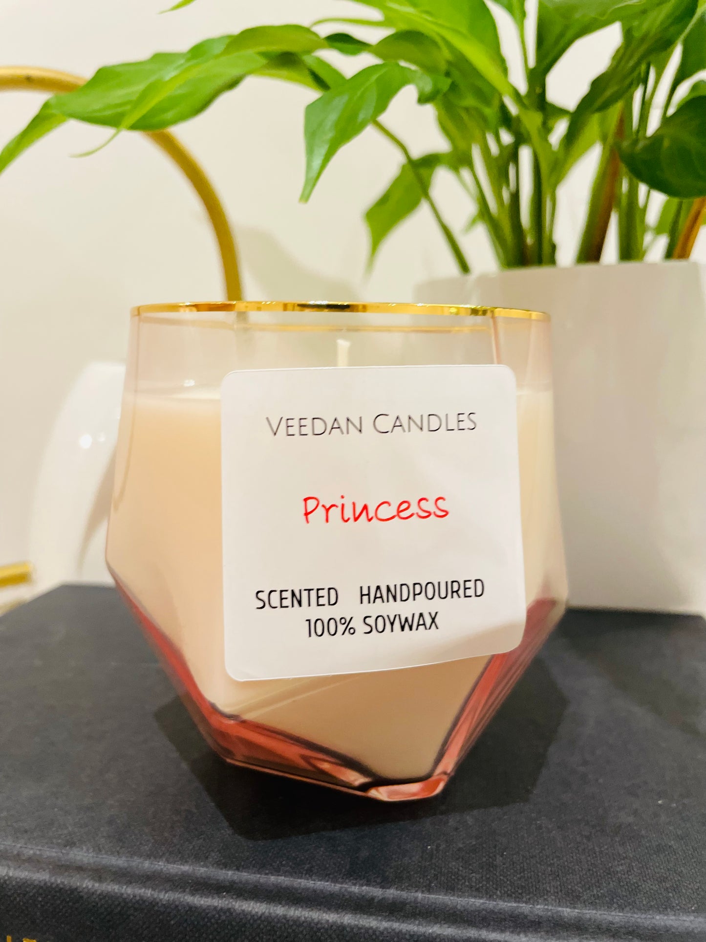 PRISM PULSE Luxury Decorative Glass with Lid Candle 360 ml